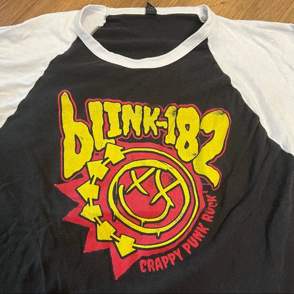 2016 Blink 182 Tour Shirt - Picture 2 of 4